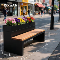 Bancs publics de rue commerciale et pots de fleurs, vous pouvez vous reposer lorsque vous êtes fatigué et apprécier les fleurs lorsque vous levez les yeux