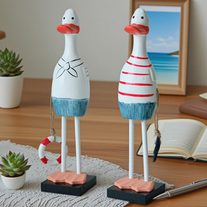 Figurines de canards en bois, style méditerranéen, design marin blanc, lot de 2, décoration de salon, en pin - Product Image 1