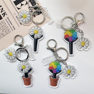 Llavero Colgante de Moda Personalizado con Diseño de Anime G-DRAGON Daisy, Impresión UV en PVC y Acrílico, Regalo Creativo y Souvenir - Product Image 1