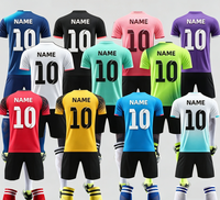 Tenues d'entraînement de football personnalisées de haute qualité et respirantes, provenant d'un fabricant de maillots.