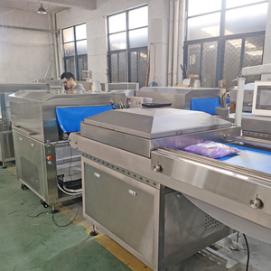Línea de Envasado al Vacío para Cortes Primales de Carne de Res de Alta Resistencia con Máquina de Sellado al Vacío por Banda, Túnel de Termoencogimiento por Agua Caliente y Estación de Secado por Aire - Product Image 3