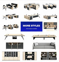 Ensemble de mobilier de bureau commercial moderne en bois : chaises empilables assorties, table de formation, bureau de conférence mobile pour la formation d'entreprise