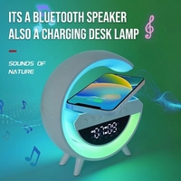 Haut-parleur Bluetooth en forme de G 4-en-1 avec chargeur sans fil, lumière d'ambiance RGB, réveil, bruit blanc et veilleuse de chevet pour bureau