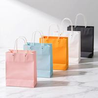 Custom Logo Eco-friendly Durable Paperboard Shopping Bags with Handles for Retail Gift Packaging and Boutique Stores