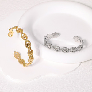 Pulsera Minimalista Personalizada con Ojos para Mujer, de Acero Inoxidable, que No se Deslustra, Estilo Urbano, con Apertura - Product Image 2