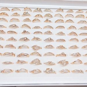 100 個スパークリングラインストーンリングセットクリアクリスタルシンプルリング結婚式プロムパーティーフィンガージュエリーアクセサリー女性用 - Product Image 2