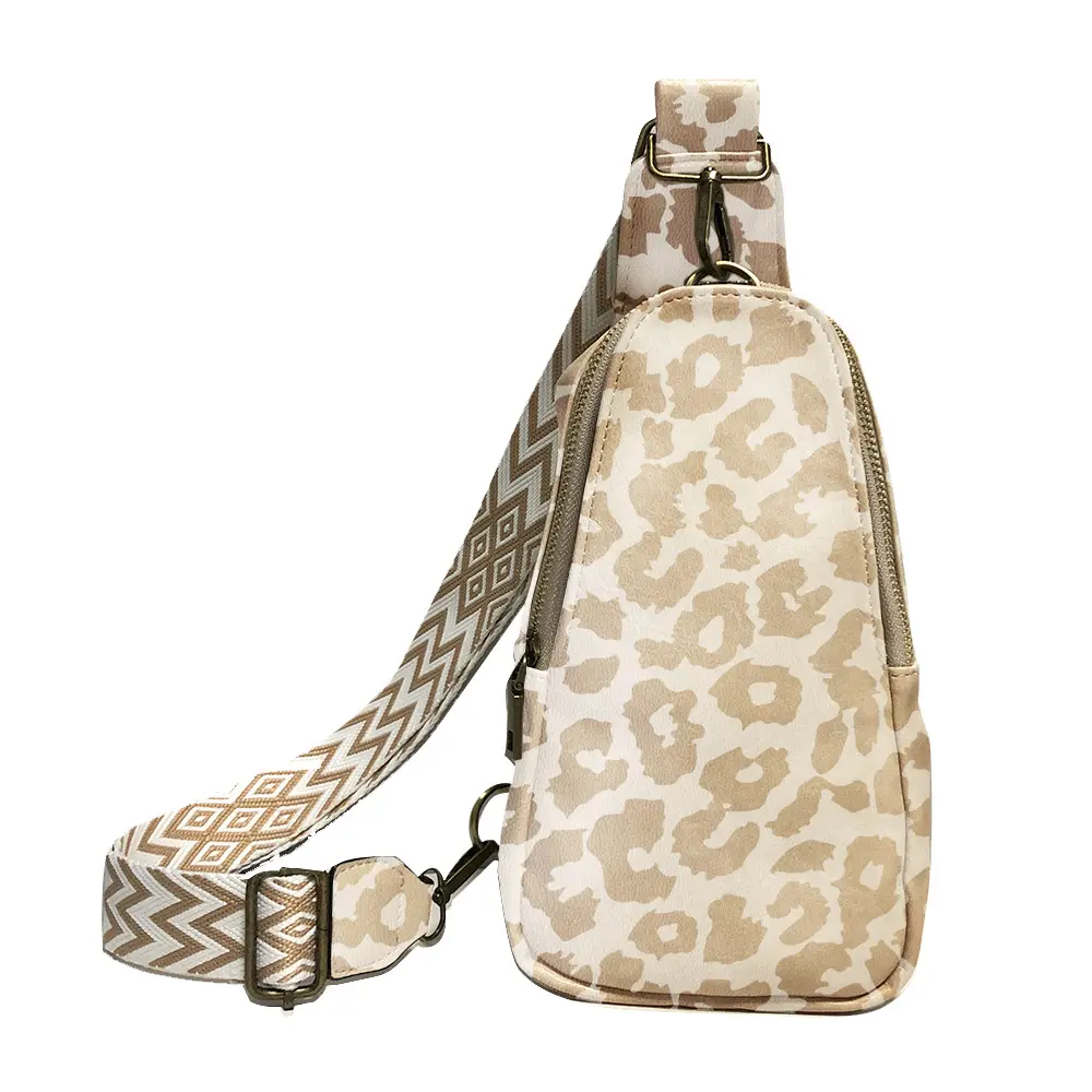 women fashion new crossbody bag purse leopard chest bag cute Fanny pack waist crossbody bag for girls