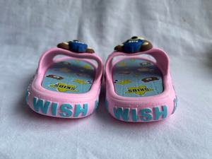 รองเท้าแตะลายการ์ตูนสีชมพูสำหรับผู้หญิงพร้อมพื้นรองเท้า EVA กันลื่นสำหรับใส่ในบ้านทุกฤดูกาล - Product Image 3