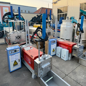 Machine de recyclage du plastique, ensemble complet avec convoyeur et sécheur pour transformer les déchets EPS/PC/PA/PPR en huile diesel, capacité de 10 tonnes/jour - Product Image 1