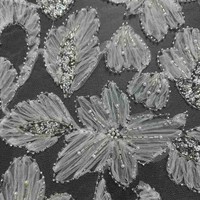 Tissu de robe de mariée haut de gamme brodé, sequins floraux, perles, utilisation estivale, largeur 130 cm, taille unique, teignable, origine Guangdong, pour sacs