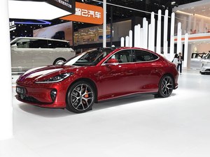 IM L6 2025 Max, Sedán Eléctrico de Lujo, Alta Configuración, Conducción Cómoda, Gran Autonomía, para Viajes Urbanos de Negocios y Familiares - Product Image 1