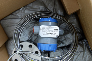 Montaje de Brida SmartLine STF800 |   Nueva Serie SmartLine ST800 para Industrias de Procesos - Product Image 2