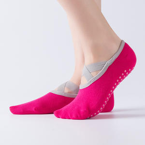 Chaussettes de yoga antidérapantes respirantes à séchage rapide en coton biologique écologique avec logo personnalisé 6 couleurs - Product Image 3