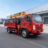 Camion-grue à flèche articulée de 3,8 tonnes pour la construction urbaine, les opérations de sauvetage d'urgence et les opérations de chargement et de déchargement de marchandises lourdes