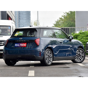 MINI Coope Électrique Mini : Design Compact, Accélération de 8,1s, Autonomie de 466km & Garantie de Batterie de 8 Ans, Conduite Urbaine Écologique - Product Image 5