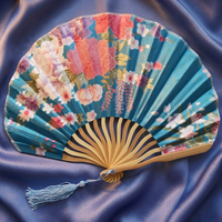 Kipas Lipat Sutra Bunga Grosir untuk Souvenir Pernikahan Gaya Jepang, Kipas Tangan Wanita Motif Naga dengan Rumbai dari Bahan Kain Bambu