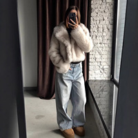 Nouveauté 2024 : Manteau court d'hiver en fausse fourrure pour femme, col châle, duveteux, grande taille, avec applique en fourrure écologique