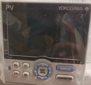 Yokogawa Corporation of America UT35A-000-11-00 <b>Temperature</b> <b>Controller</b>, 100-240VAC, LCD Display - Product Image 6