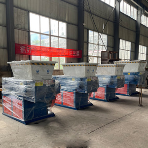 Fabricante de China Trituradora automática de un solo eje Disco duro de cartón textil PP ABS Reciclaje de películas <span class=keywords><strong>Shre</strong></span> - Product Image 4