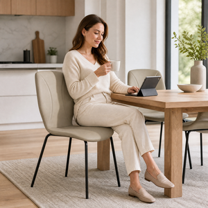 Sedia da pranzo moderna 2026 con schienale alto, rivestimento in pelle PU premium, gambe in metallo nero ecologico per sala da pranzo - Product Image 5