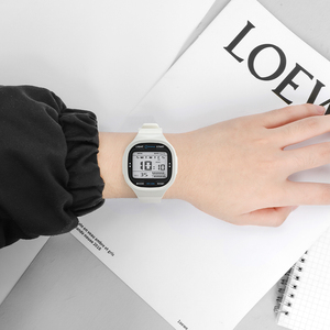 Montres de sport numériques étanches pour garçons, personnalisées, lumineuses, en ABS, chronographe carré, résistantes à l'eau 3 ATM, vente en gros - Product Image 4