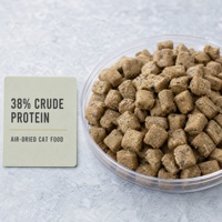 Makanan Kucing Kering Tanpa Biji-bijian Tinggi Protein 38% Ayam Alami Cranberry Buah Sayuran Camilan Kucing Sehat