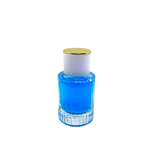 Parfum en spray bio à base d'alcool 50 ml avec couvercle en bambou écologique, unisexe, boîte en bois personnalisée OEM pour marques durables - Product Image 1