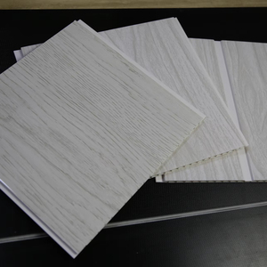 Paneles de Techo de PVC Ignífugos con Estampado en Caliente de 25 cm, Panel de Techo de PVC Imitación Plafón, Cielo Raso en PVC Blanco de Alto Brillo para <span class=keywords><strong>Baño</strong></span> - Product Image 1