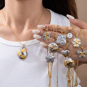 Collana in Acciaio Inossidabile con Ciondolo a Forma di Cuore, Girasole e Zircone, Gioiello Geometrico con Perla per Donne - Product Image 2