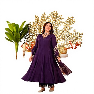 Conjunto de Kurta Morado Bordado para Mujer, Corte Holgado, Estilo Tradicional Indio-Pakistaní, Informal, de Rayón, Largo hasta el Tobillo, Elástico - Product Image 1