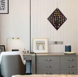 Bon marché prix boucle d'oreille stockage sac suspendu feutre cheveux accessoires broche Collection support de stockage sac suspendu mural - Product Image 2