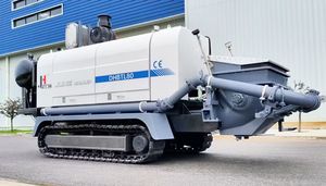 Bomba de Concreto Móvel sobre Esteiras a Diesel JIUHE DHBTL40 com Motor a Diesel - Product Image 5