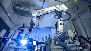 <span class=keywords><strong>Robot</strong></span> de Soldadura Electromecánico <span class=keywords><strong>ABB</strong></span> de Alta Capacidad de <span class=keywords><strong>6</strong></span> <span class=keywords><strong>Ejes</strong></span> para Aplicaciones Industriales MIG/TIG con Protección IP54/IP67 - Product Image 3