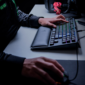 Nuevo Teclado Mecánico Razer <span class=keywords><strong>BlackWidow</strong></span> Tournament Edition <span class=keywords><strong>Chroma</strong></span> RGB con Cable, 104 Teclas, Sin Teclado Numérico - Product Image 6