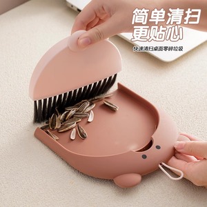 <b>Mini</b> Bear <b>Desk</b> Broom Set Soft Nylon Bristles Plastic Handle Home Furniture Cleaning - Product Image 3