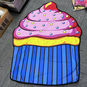 Beliebte Donut Ananas personal isierte Sublimation Druck Mikro faser Terry Strand tücher 3d Special Shape Cut für den Sommer - Product Image 3