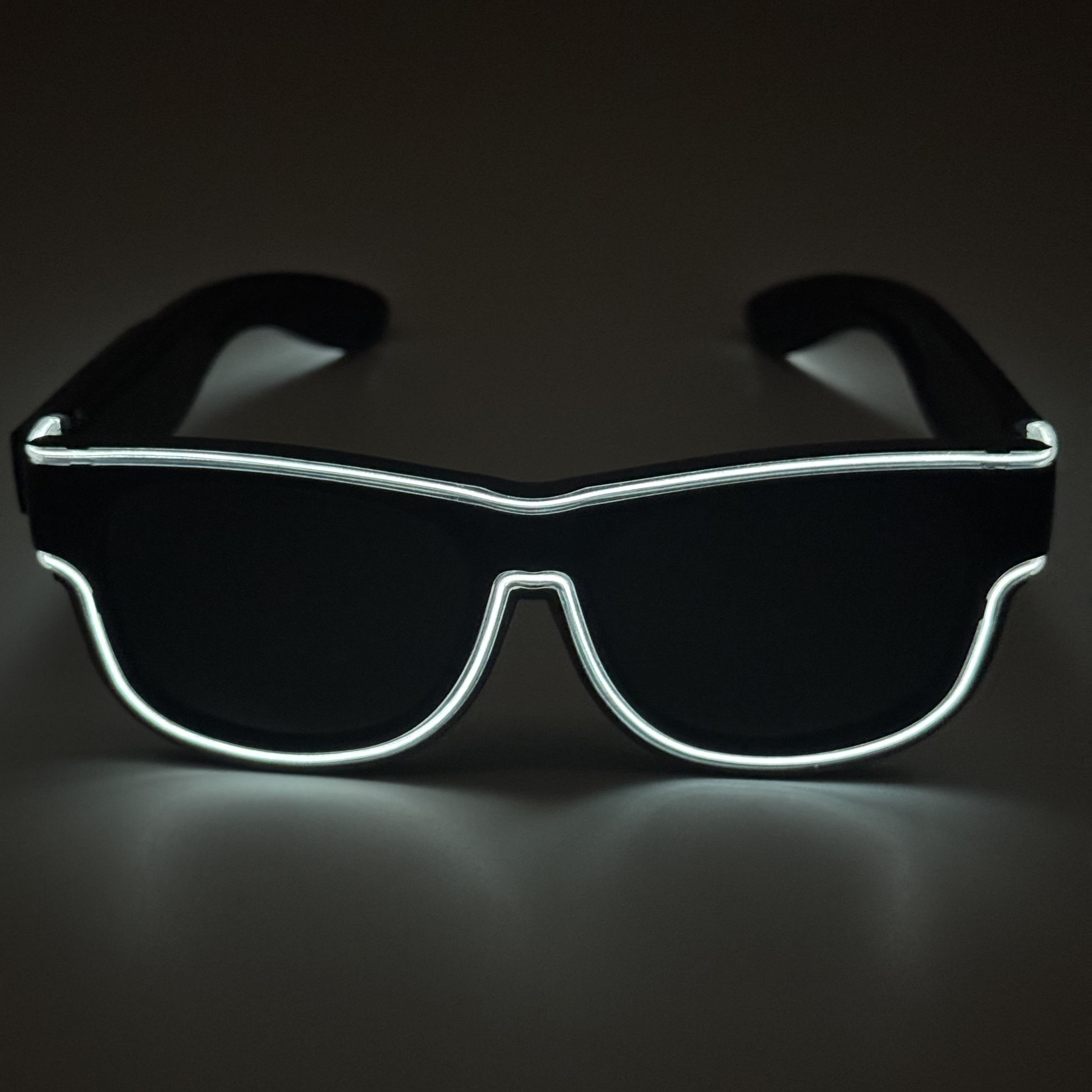 Black lens with white light