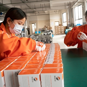 Poulie tendeur <span class=keywords><strong>de</strong></span> qualité pour <span class=keywords><strong>Fiat</strong></span> 532041020 0.005.501.833 tendeur <span class=keywords><strong>de</strong></span> courroie <span class=keywords><strong>de</strong></span> distribution 0.005.502.433 0.005.501.633 0.005.501.333 - Product Image 5