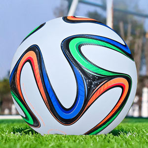Pallone da Calcio ZUOMAN per Adulti e Bambini, Modello 2026, Tutte le Dimensioni, in PU Termosaldato, Misura 5, Ideale per Allenamento, Partite e Gioco - Product Image 5