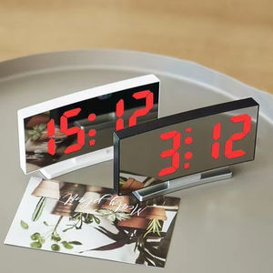 Orologio da Tavolo Moderno Multifunzione con Schermo LED Rettangolare, Funzione Snooze, Display Temperatura e Calendario - Product Image 4