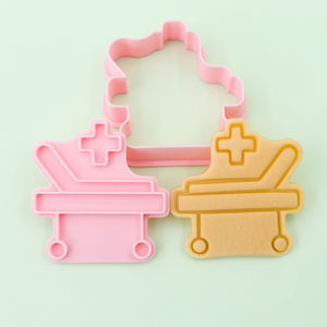 Cortadores de Galletas de Plástico Ecológicos de 2 Piezas con Diseño de Dibujos Animados en 3D de la Serie Ambulancia Doctor para Fiestas - Product Image 4