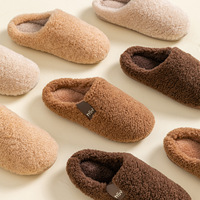 Pantoufles en coton chaudes neuves à prix d'usine pour couples, pour l'automne et l'hiver, silencieuses et antidérapantes, en TPR pour l'intérieur