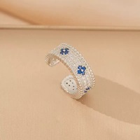 Ensemble de bijoux tendance 4 pièces trèfle fleuri 2026, plaqué or, alliage, zircon, collier, boucles d'oreilles, bracelet, bague, cadeau de mariage, fête nuptiale