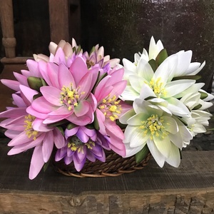 L237 MSH vendita calda <span class=keywords><strong>di</strong></span> alta qualità vero tocco fiori artificiali colorati fiori <span class=keywords><strong>di</strong></span> giglio d'acqua <span class=keywords><strong>di</strong></span> lusso per la decorazione domestica - Product Image 1