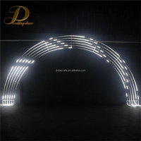 Arche de mariage géométrique moderne JINDA avec cadre lumineux carré superposé à LED pour la décoration de scène de mariage et d'événements