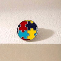 Broche en émail colorée en forme de pièce de puzzle, thème sensibilisation à l'autisme, motifs Cœur, Croix, Main, pour revers, sac à dos, vêtements, cadeau de sensibilisation