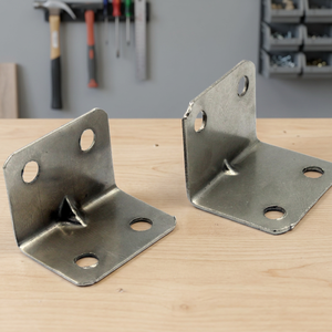 Petits supports d'angle en acier inoxydable à 90 degrés pour le renforcement et la réparation de meubles - Product Image 2