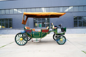 2025 Calèche royale électrique verte à quatre roues pour mariages et visites touristiques, transport spécial, modèle citrouille, à vendre - Product Image 3