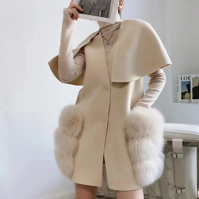 Merek Jepang populer musim gugur musim dingin domba asli rompi wol untuk wanita bulu rubah alami mantel ponco pakaian luar