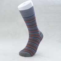 Chaussettes habillées pour hommes en mélange de bambou, écologiques, rayées, anti-odeur, anti-humidité, séchage rapide, pour le quotidien et le printemps, vente en gros sur mesure
